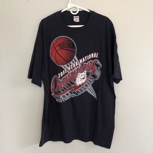 2002 UCONN Women’s Basketball T-shirt